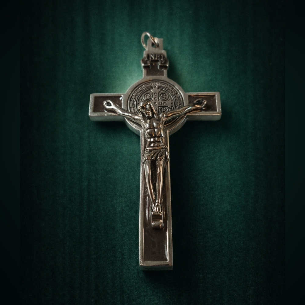 Catholic St. Benedict Pendant - Picture 6 of 6